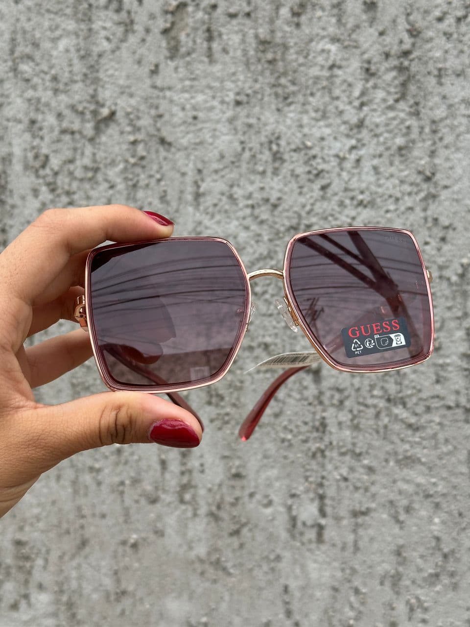 Lentes Guess Rosado para dama