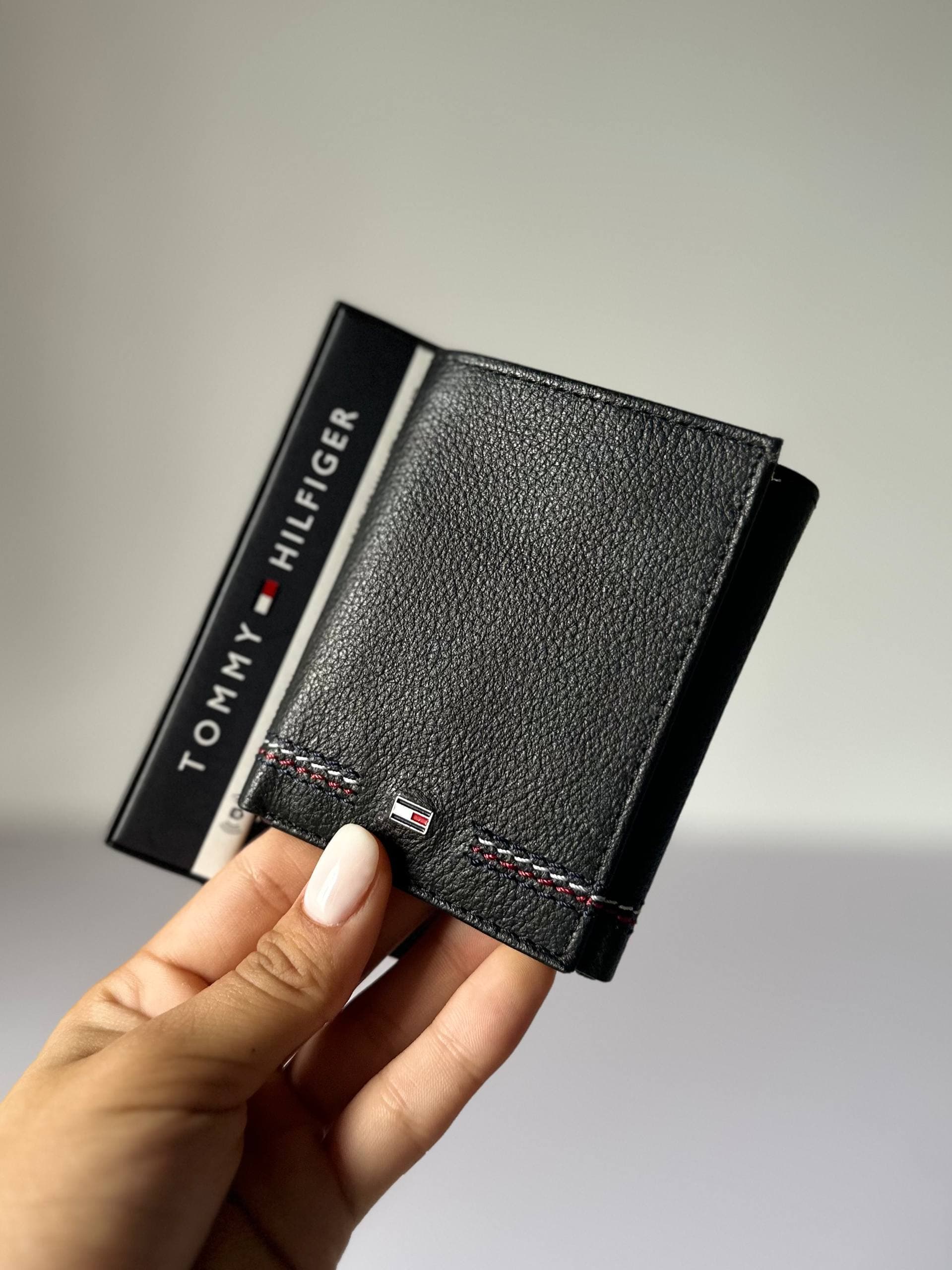 Billetera Tommy Hilfiger