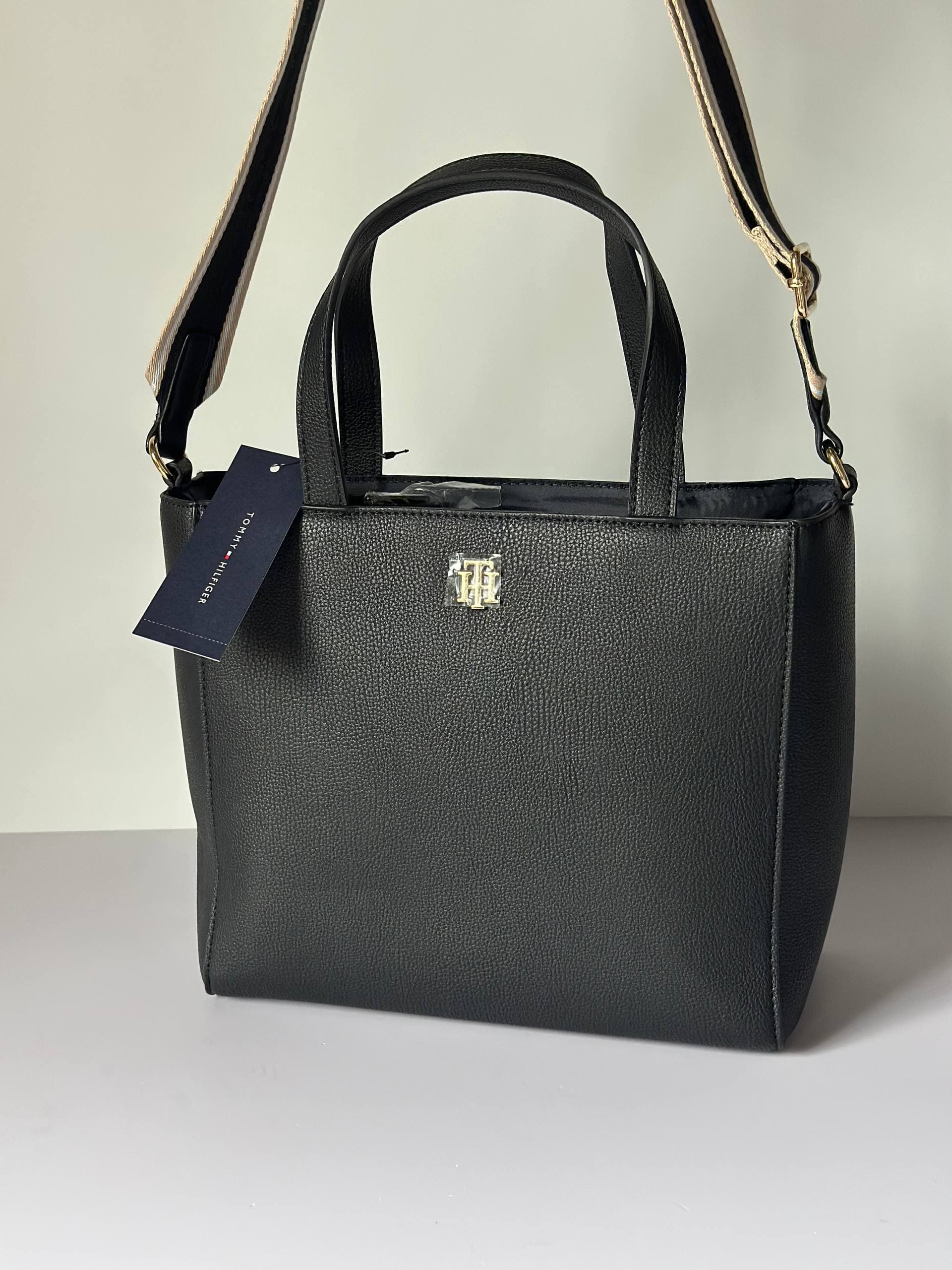 Cartera Tommy Hilfiger