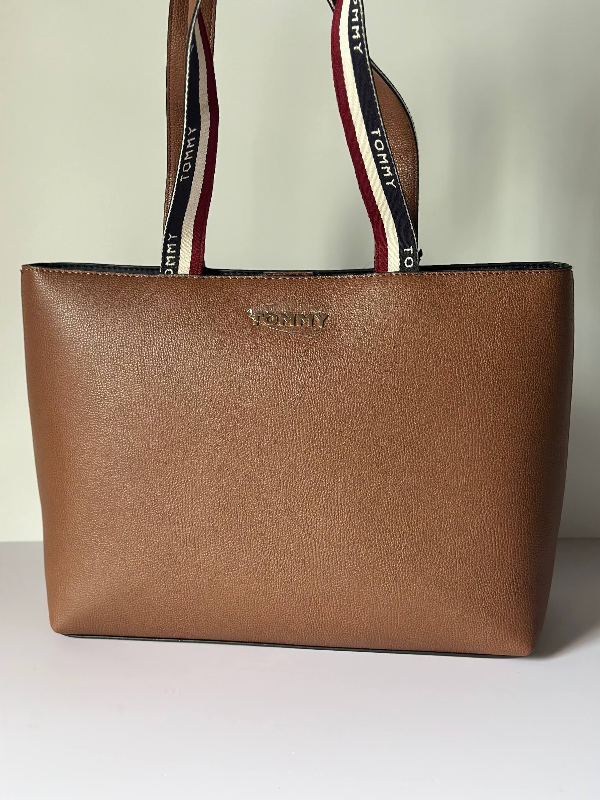 Cartera Tommy Hilfiger