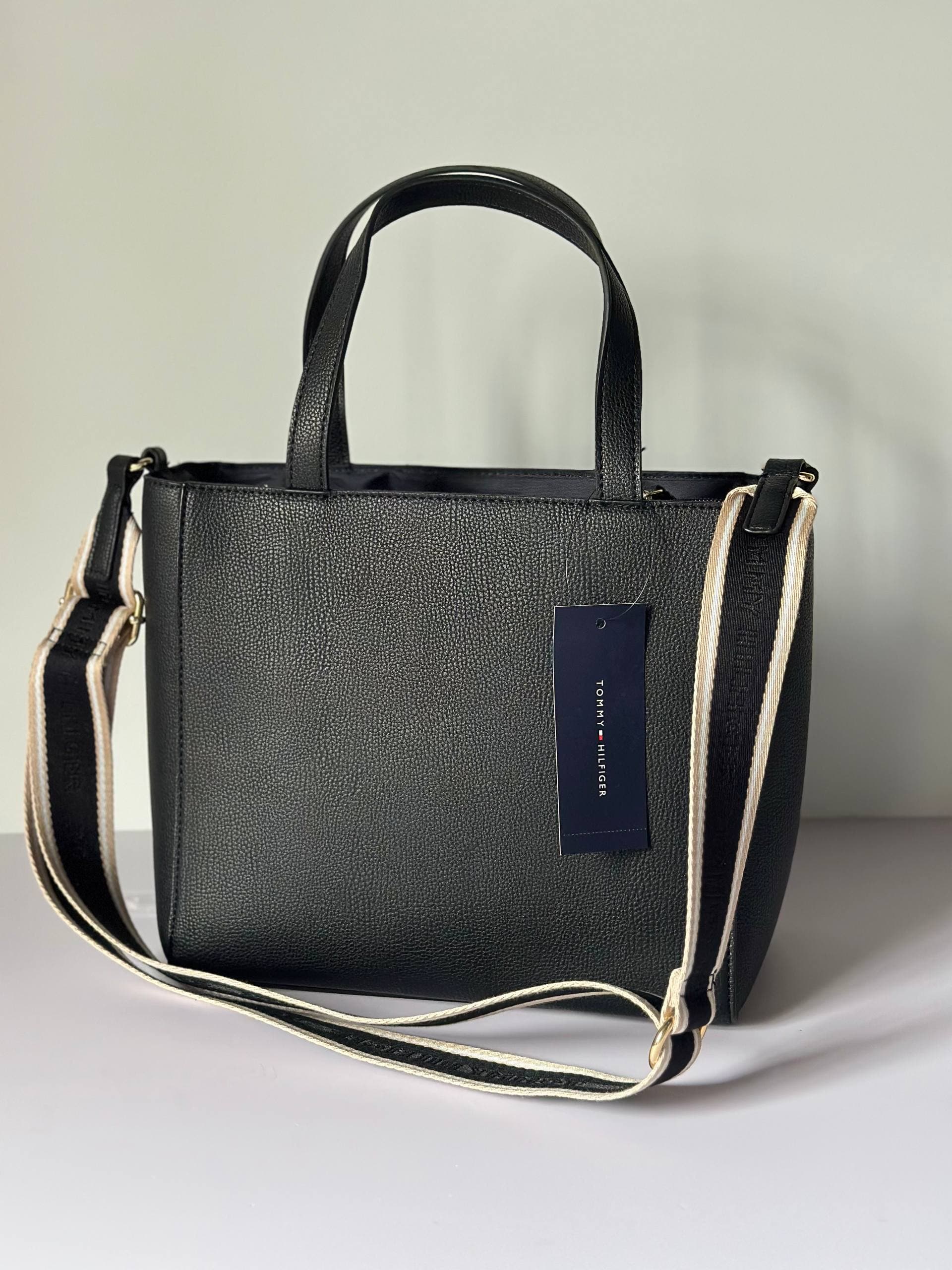 Cartera Tommy Hilfiger